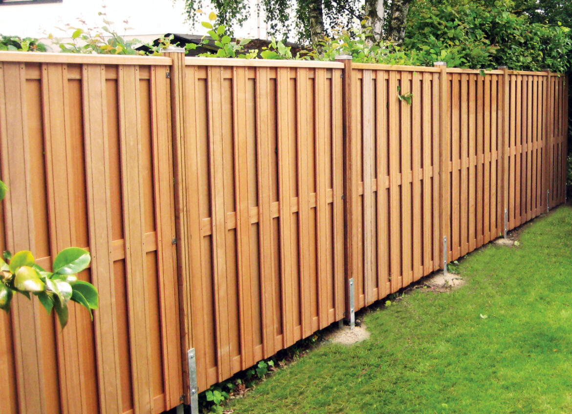 Important Tips on Selecting Wood for Fence 